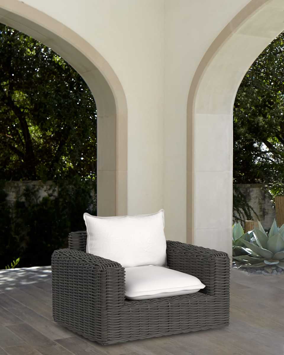 Cabo Outdoor Oversized Club Chair